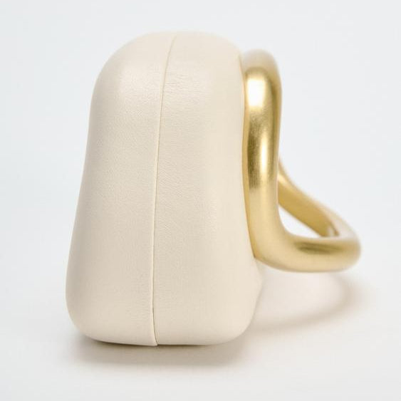 Nara™ Box Clutch – Timeless Elegance with Modern Glamour