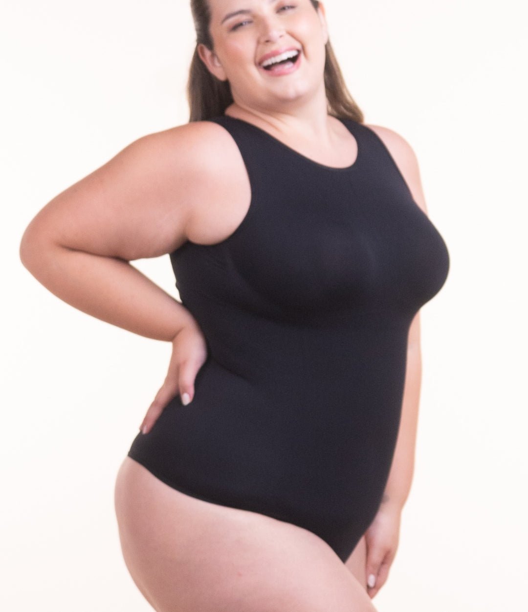 Body Chic – Body Moldeador con Escote Alto Sin Costuras