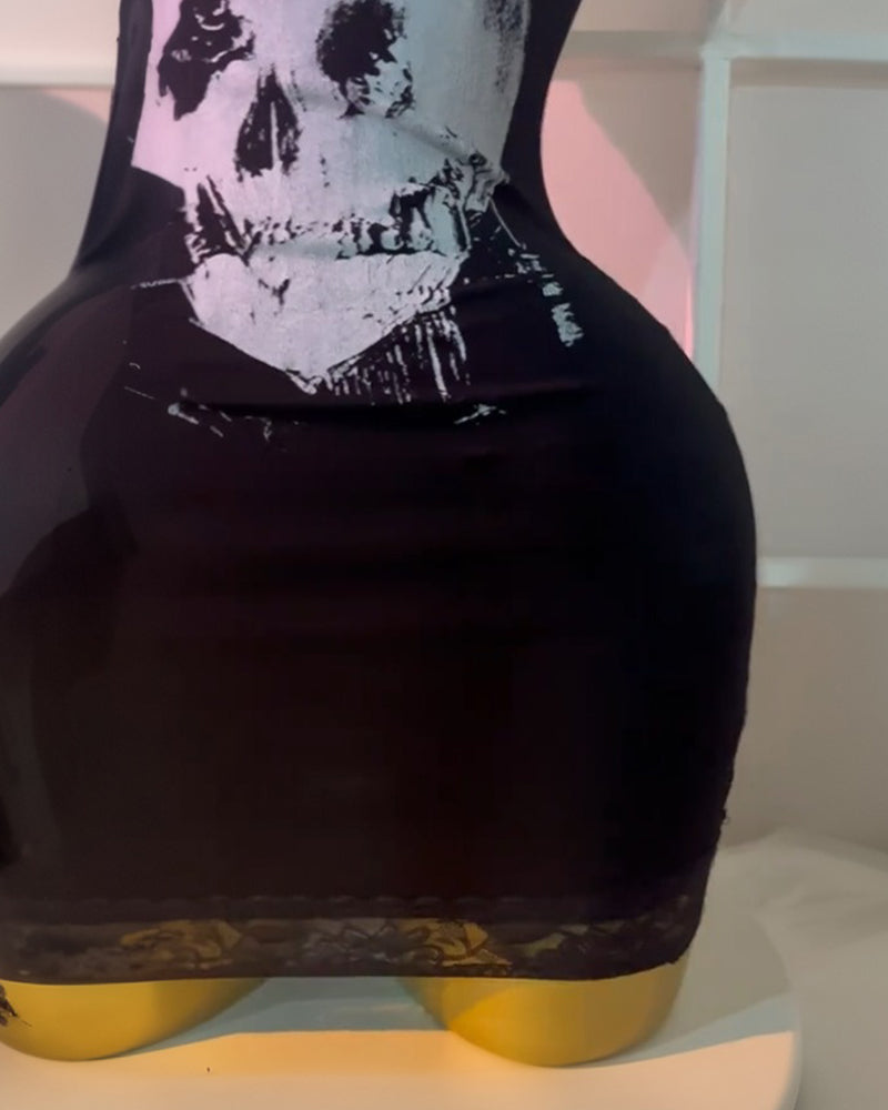 Vestido Sexy con Liguero de Encaje con Calaveras Negras