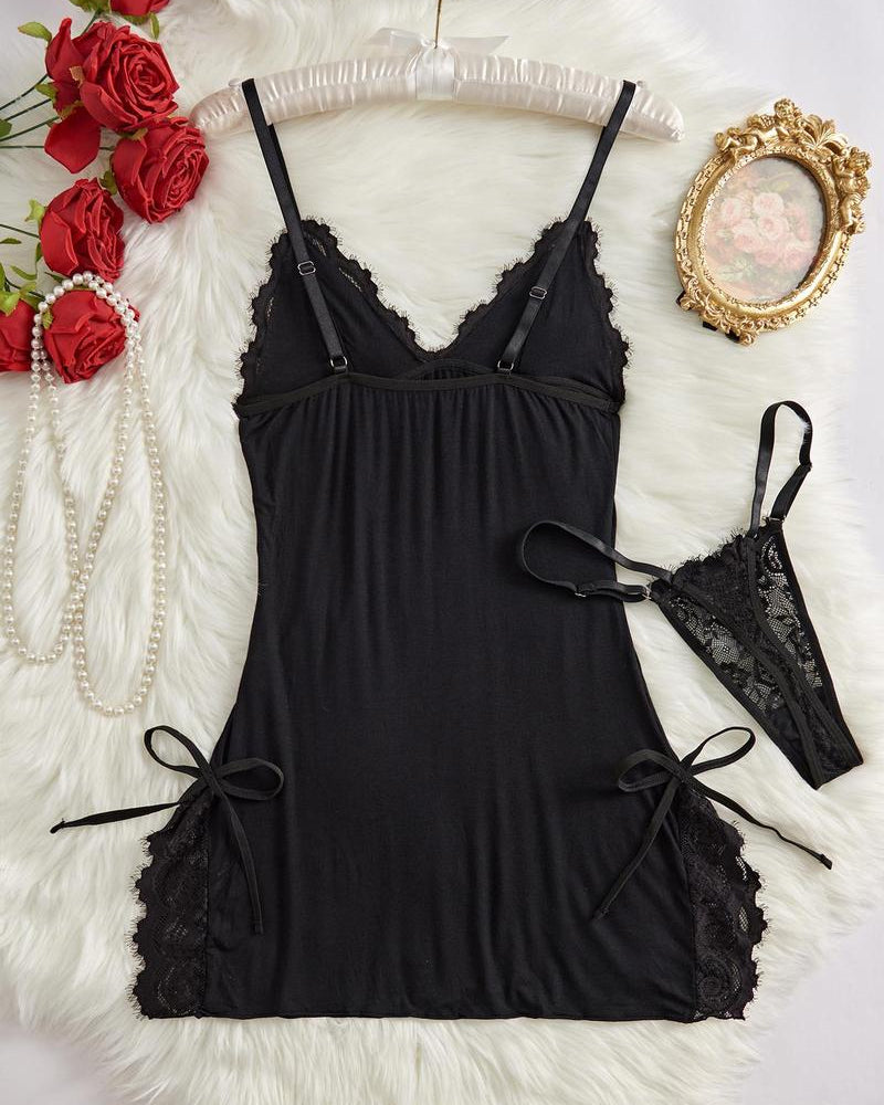 Conjunto Sexy de Noche con Ligas y Lazo, con Camisón y Tanga