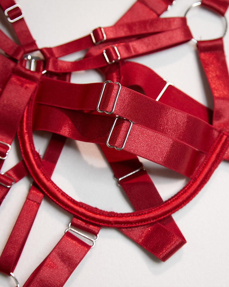 Body Sexy con Aberturas y Tirantes Anchos Ajustables