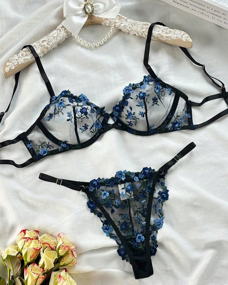 Conjunto de Lencería Sexy con Encaje y Bordado Floral