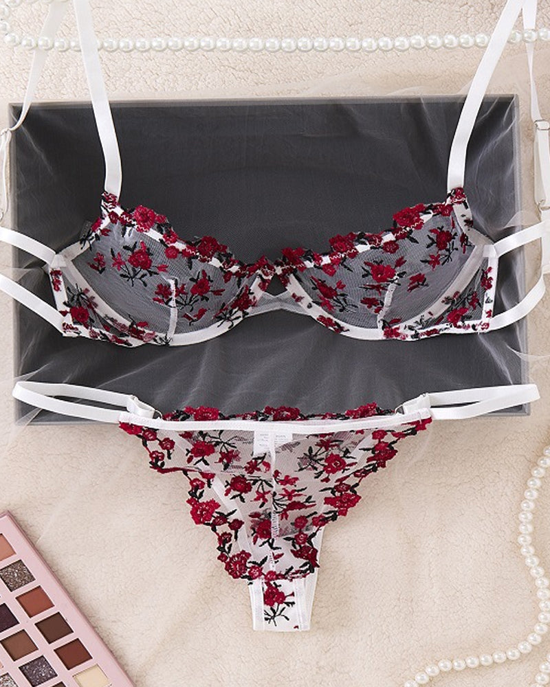 Conjunto de Lencería Sexy con Encaje y Bordado Floral