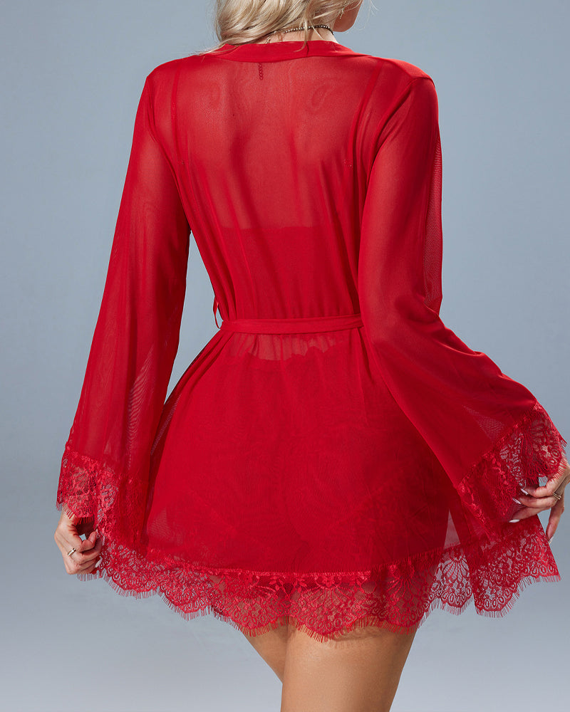 Pijama Sexy de Tul y Encaje de Tres Piezas