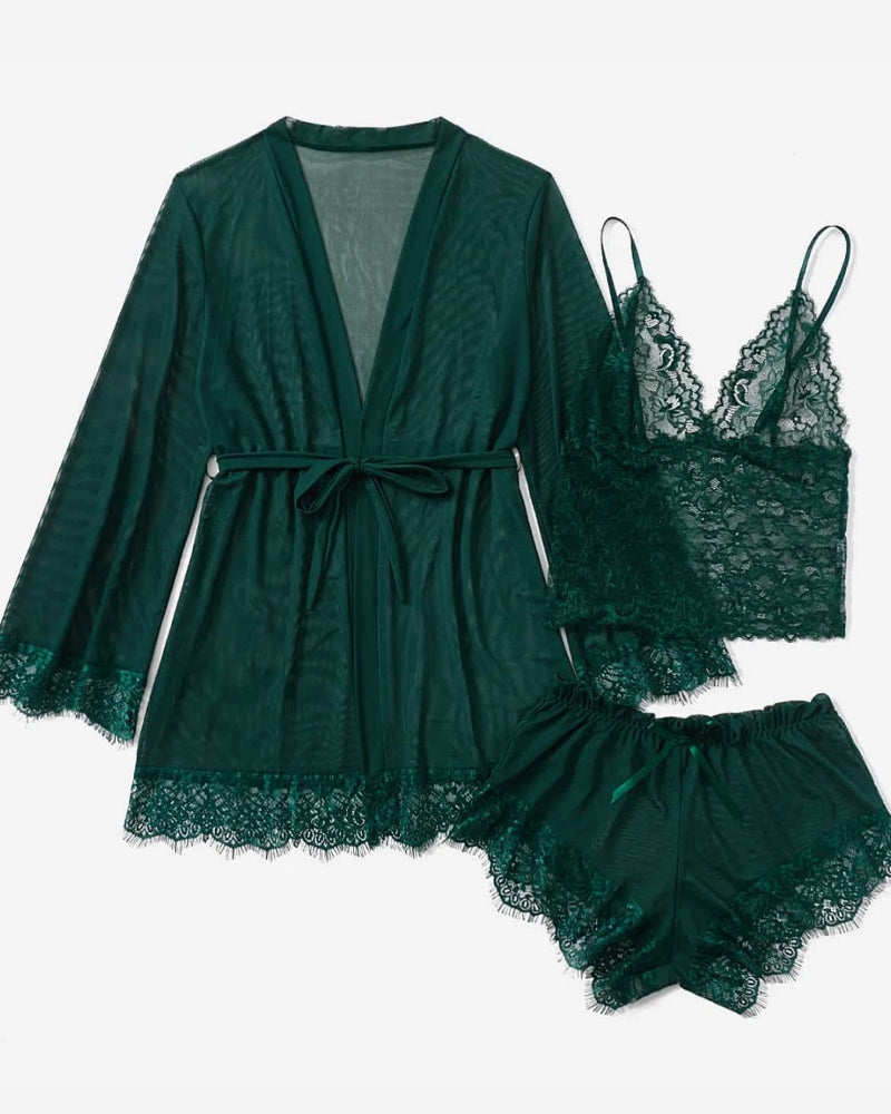 Pijama Sexy de Tul y Encaje de Tres Piezas