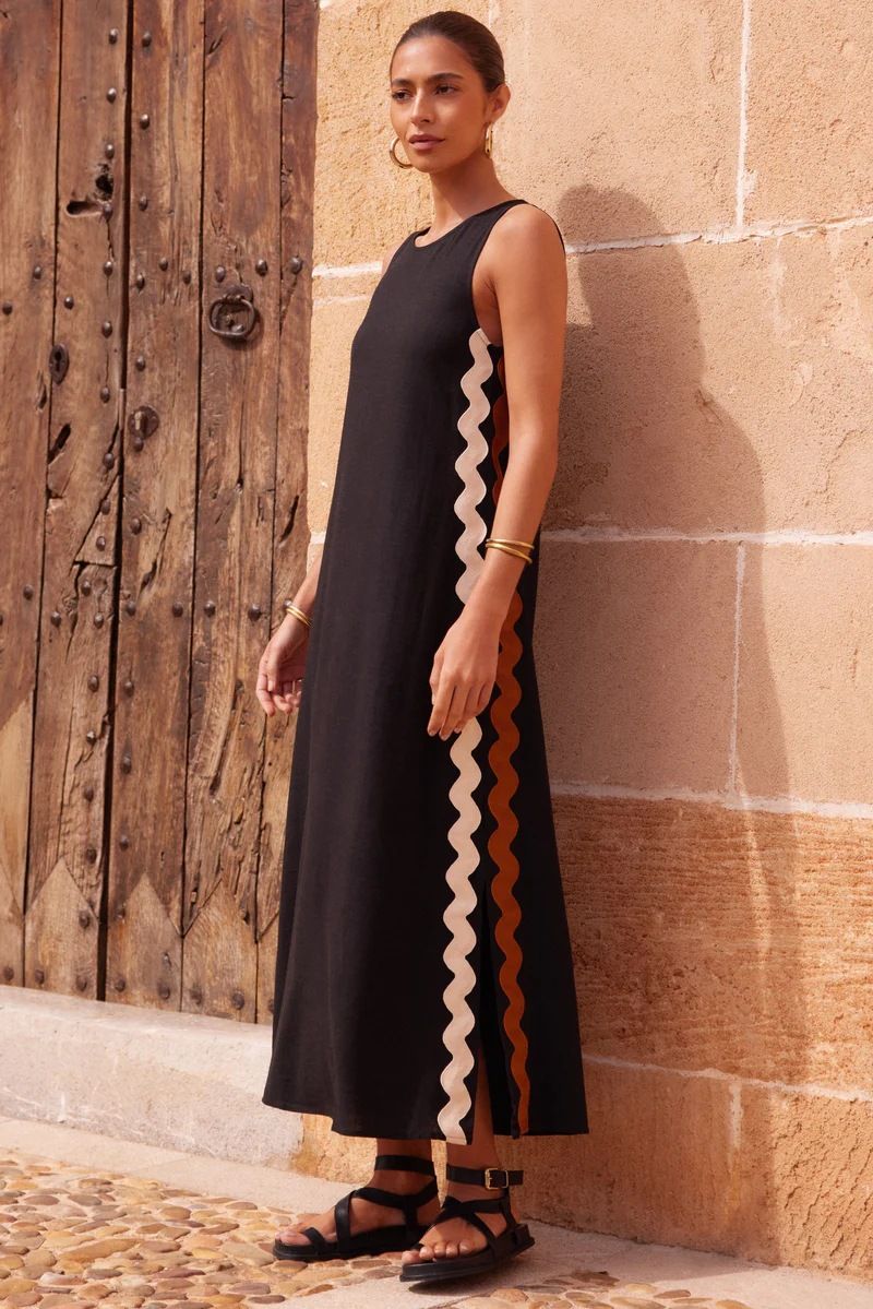 Lace Dress Feminine elegance in every stitch