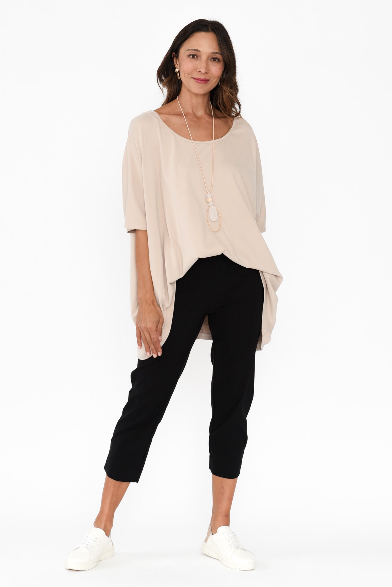 Pantalones capri negros elásticos Cody