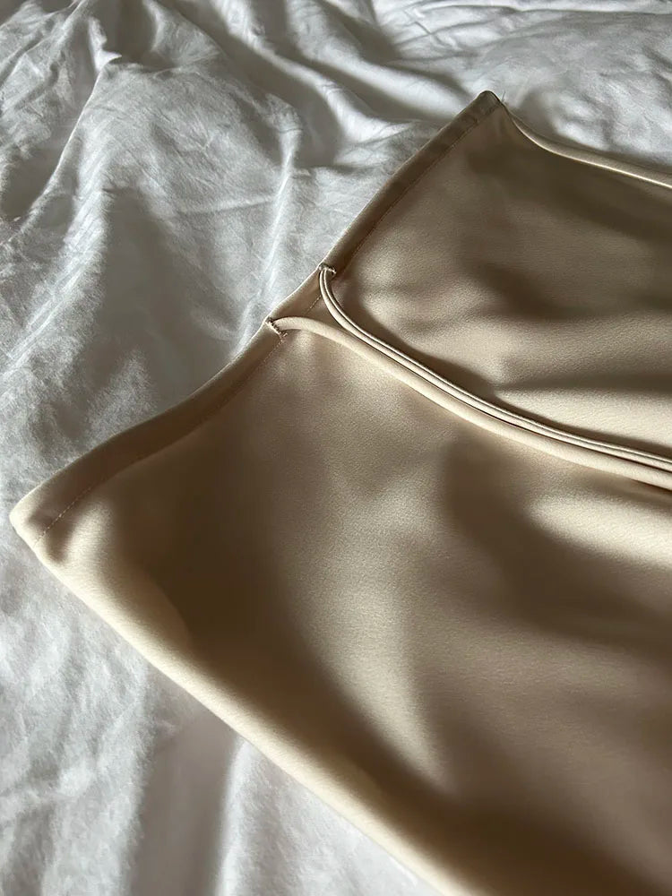 Falda larga de satén negro, ideal para trabajo