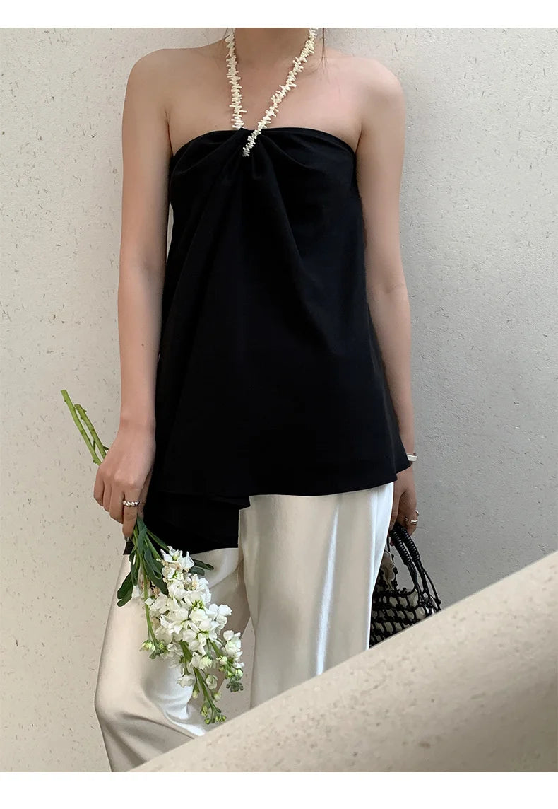 Calça feminina longa e ampla de cetim, estilo casual, ideal para o verão.