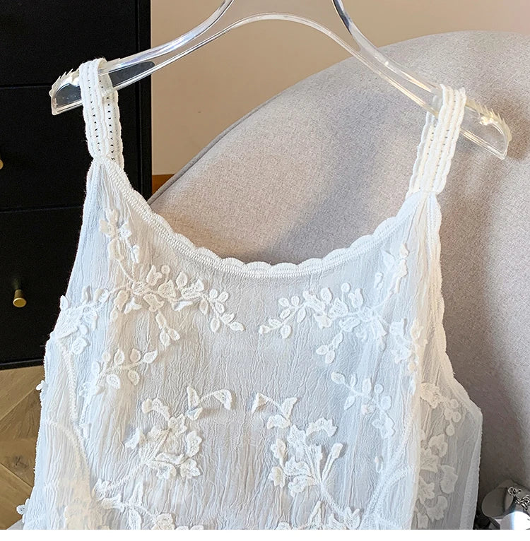 Blusa tirantes fina de lino y algodón a crochet