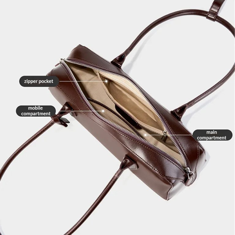 Léonie™ Baguette – Parisian Elegance in a Sleek Silhouette