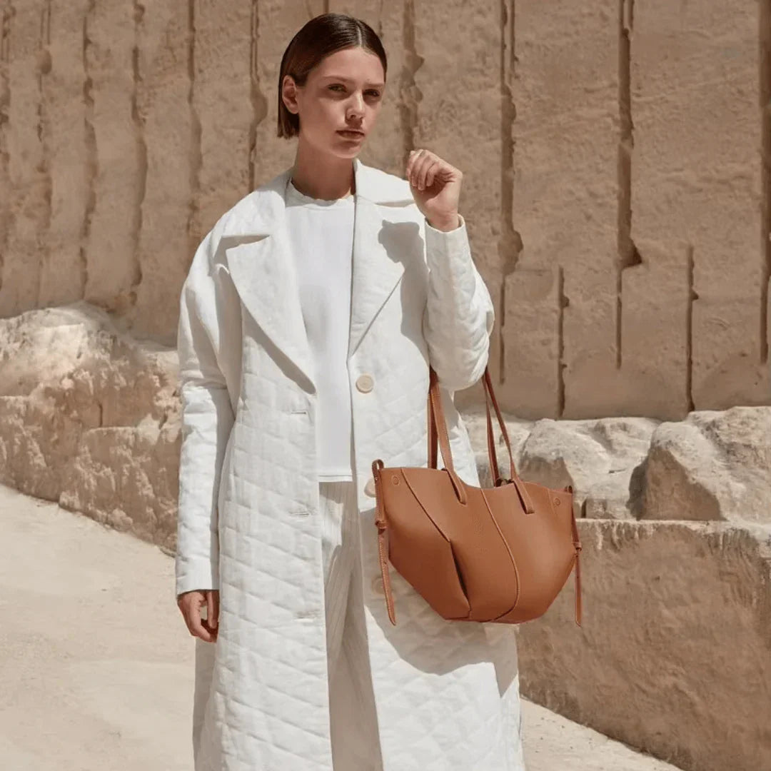 Elise™ Tote Bag – Metropolitan Glamour with Everyday Functionality