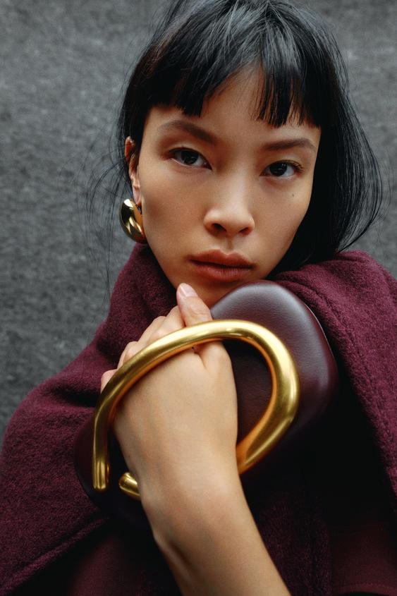 Nara™ Box Clutch – Timeless Elegance with Modern Glamour