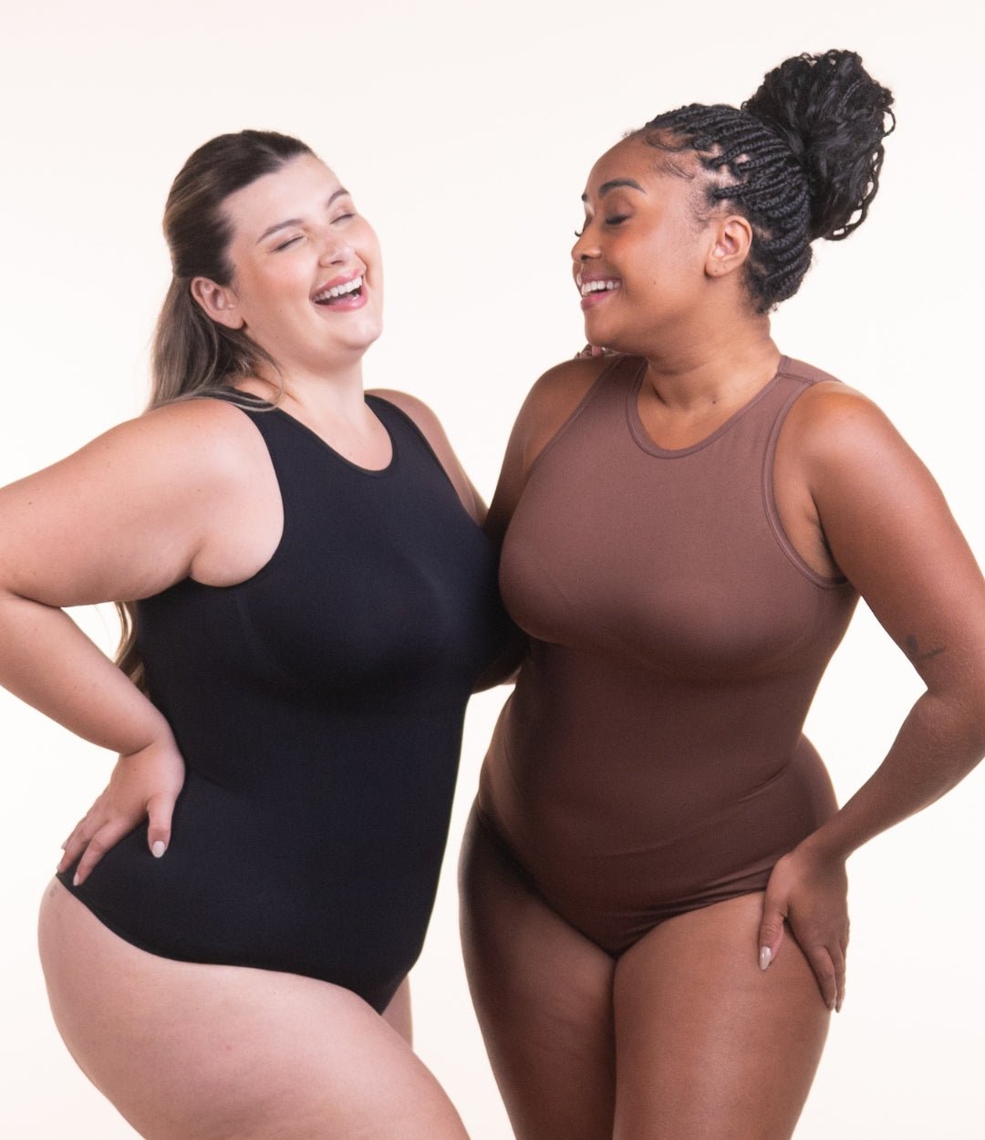 Body Chic – Body Moldeador con Escote Alto Sin Costuras