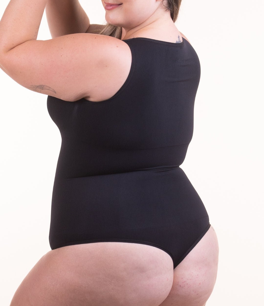 Body Chic – Body Moldeador con Escote Alto Sin Costuras