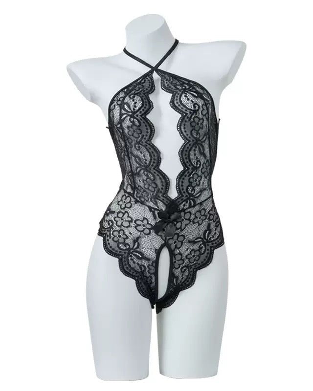 Pijama Femenino Sexy de Encaje con Apertura en la Entrepierna y Espalda Descubierta con Perlas