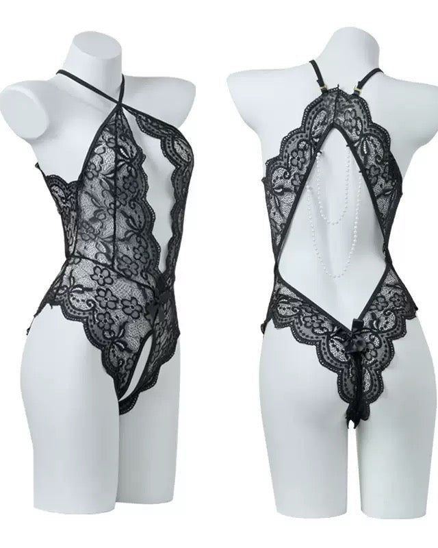 Pijama Femenino Sexy de Encaje con Apertura en la Entrepierna y Espalda Descubierta con Perlas