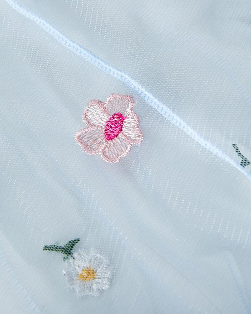 Vestido con ligas de encaje floral 3D y malla transparente sexy