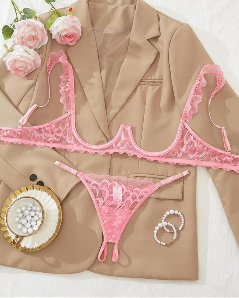 Conjunto de Lencería Sexy de Encaje para Mujer – Sujetador con Aros, Tirantes Ajustables y Tanga con Apertura