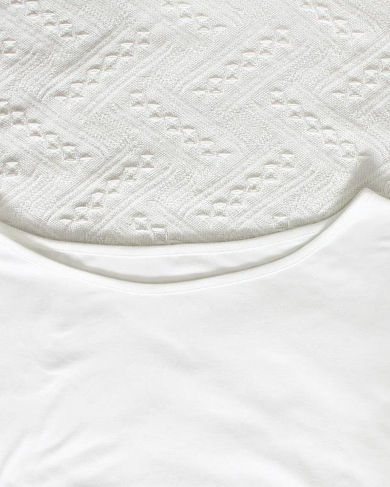 Pijama de una pieza con encaje, cuello halter, sin espalda y entrepierna abierta