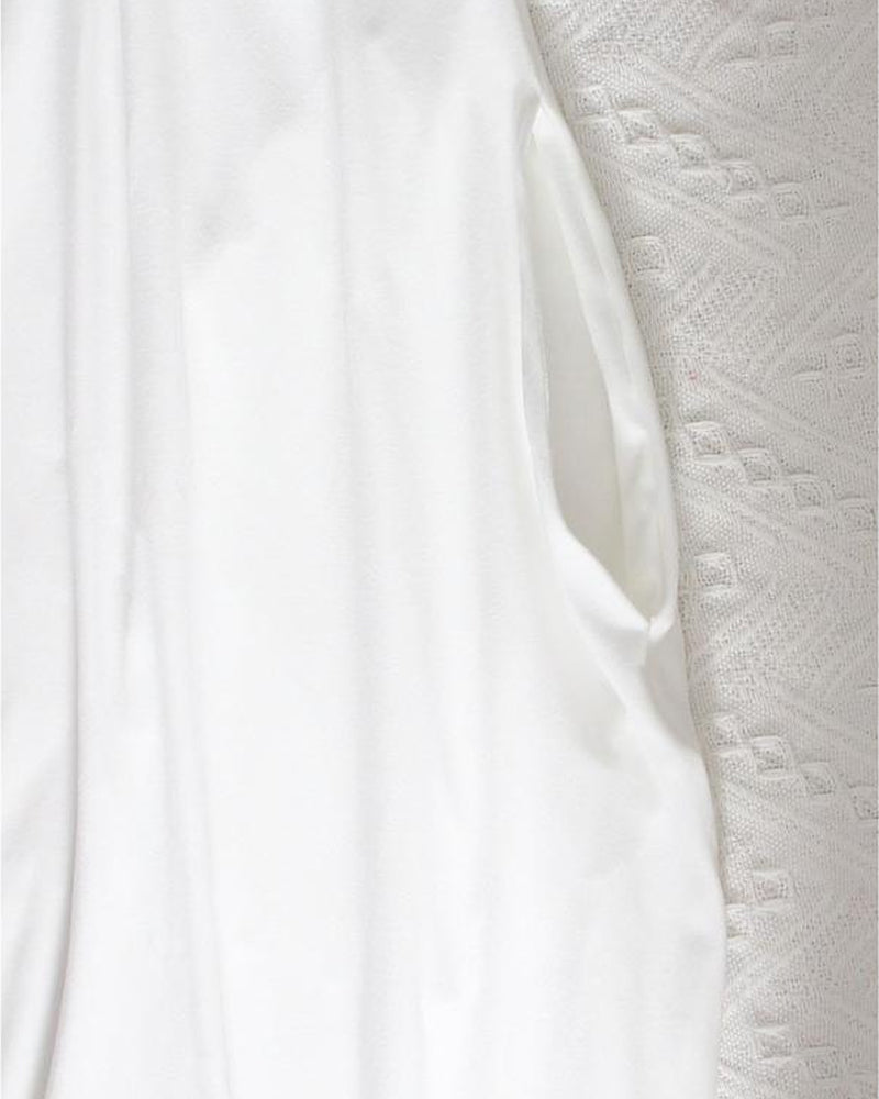 Pijama de una pieza con encaje, cuello halter, sin espalda y entrepierna abierta