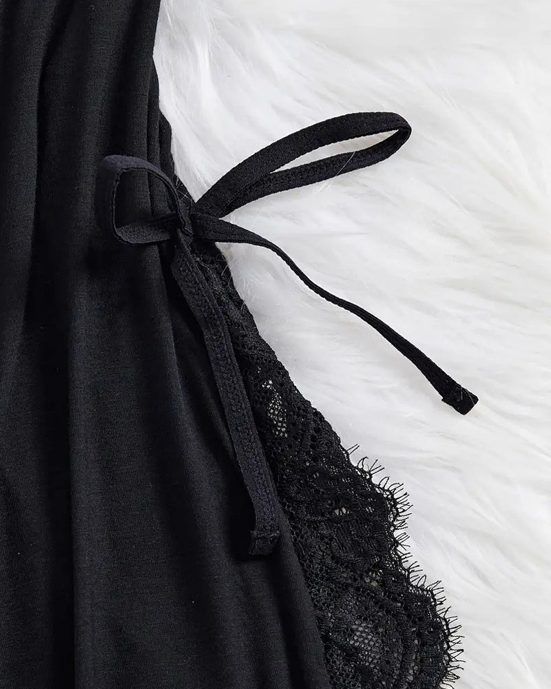 Conjunto Sexy de Noche con Ligas y Lazo, con Camisón y Tanga