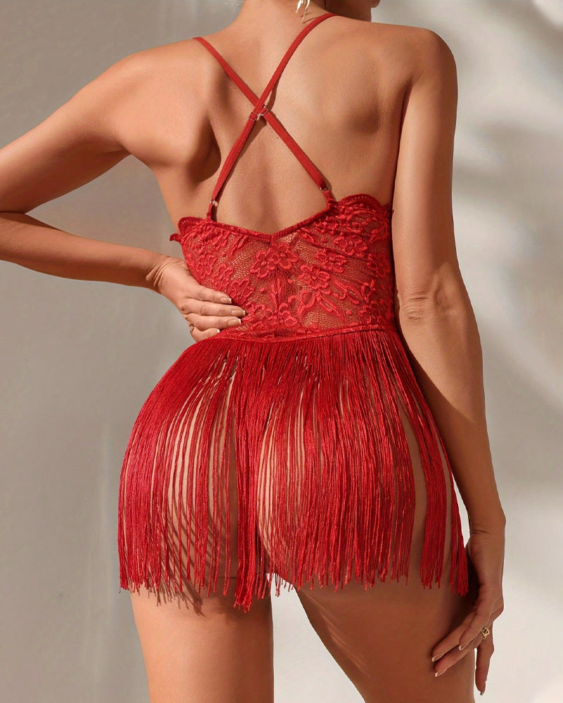 Conjunto de camisón con tirantes y tanga de encaje con flecos y escote profundo