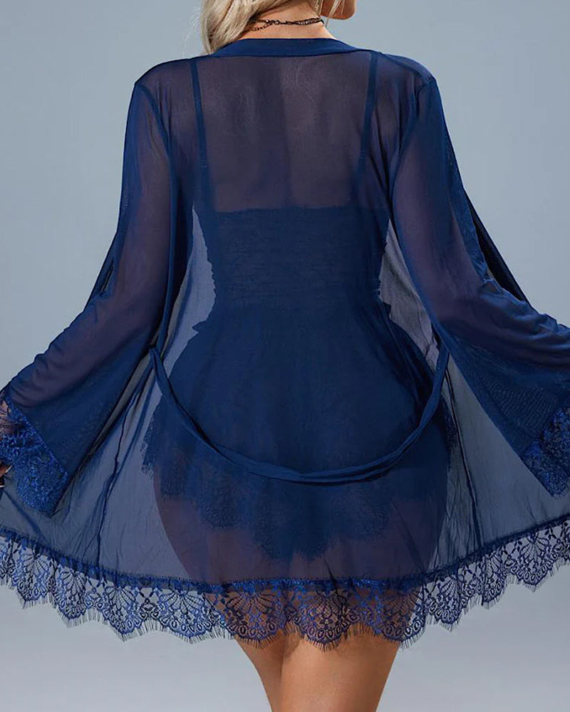 Pijama Sexy de Tul y Encaje de Tres Piezas