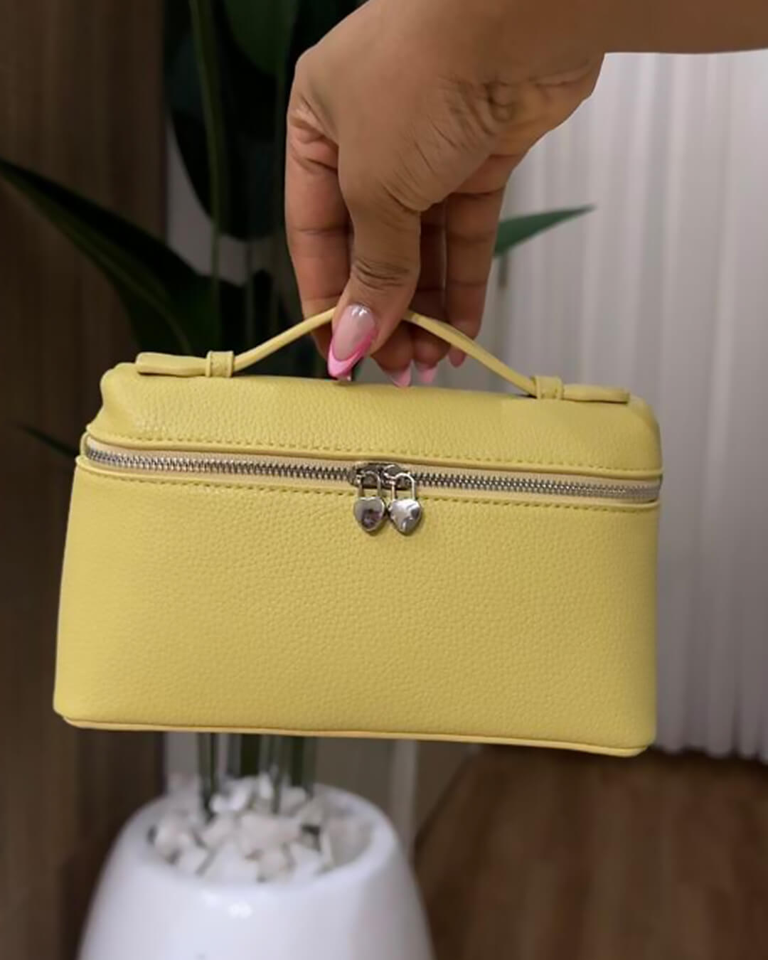 Harper Smooth Leather Vanity Bag