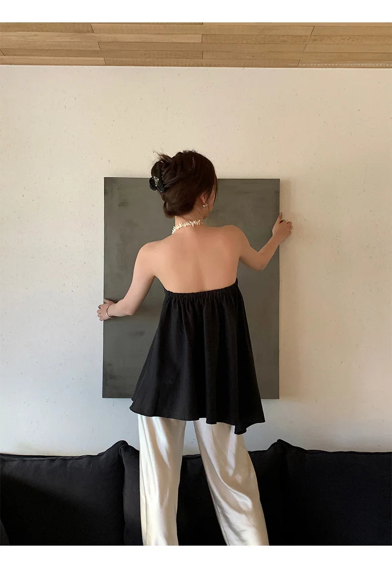 Calça feminina longa e ampla de cetim, estilo casual, ideal para o verão.