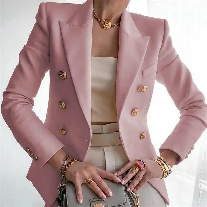 Blazer femenino elegante con hebilla metálica