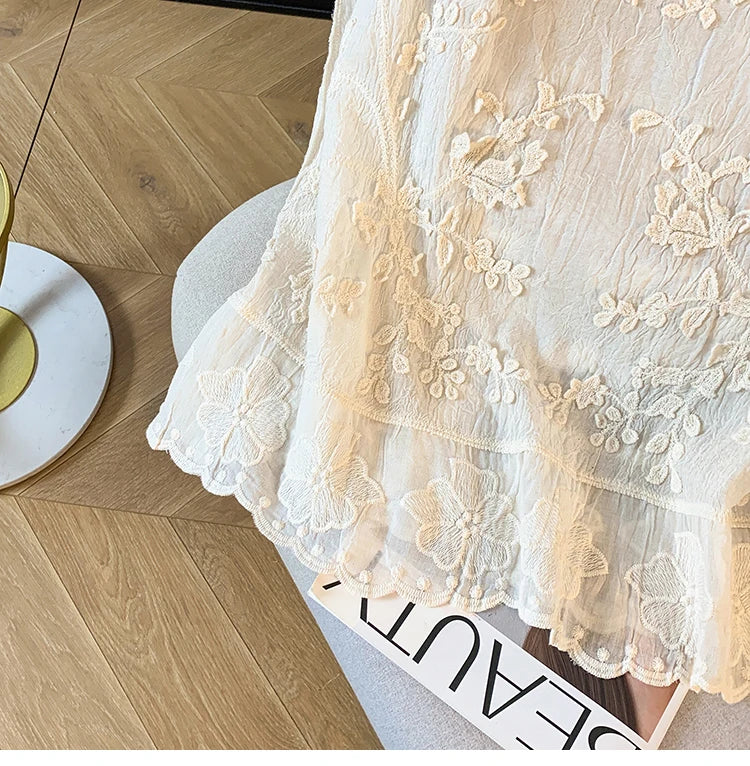 Blusa tirantes fina de lino y algodón a crochet