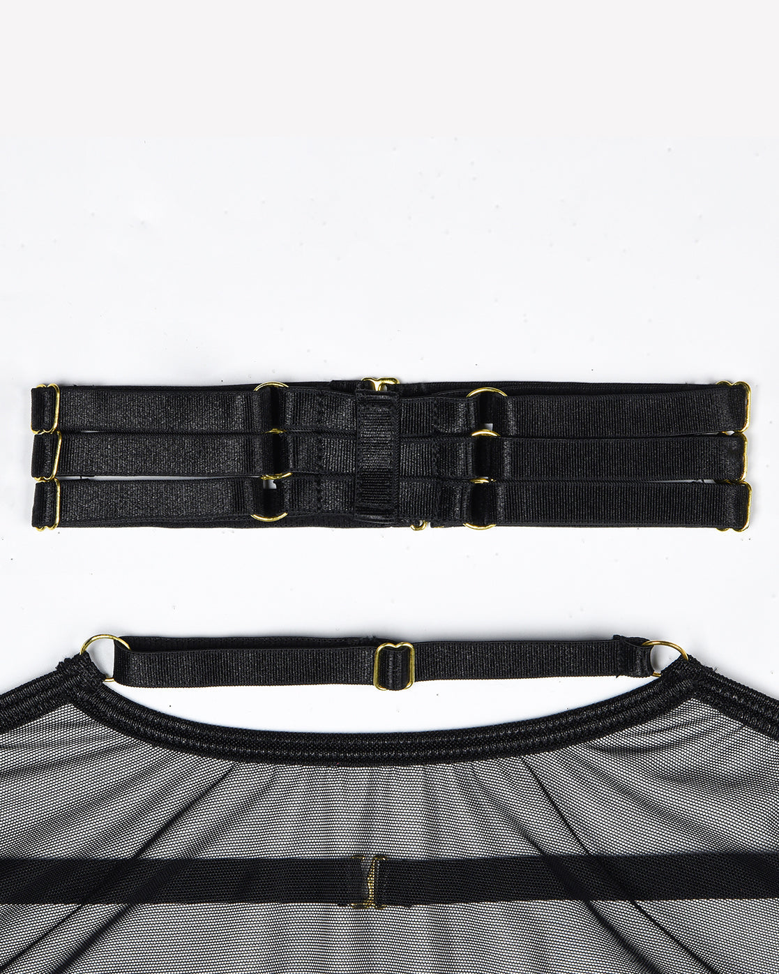 Conjunto de Lencería de 4 Piezas con Malla Transparente (Sostén y Tanga)