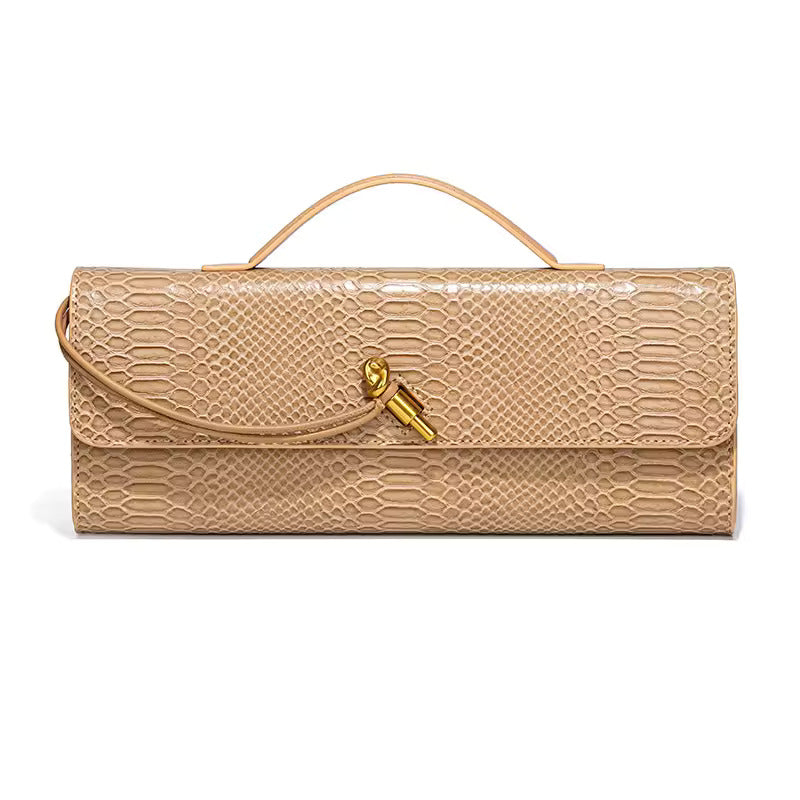 Velara™ Clutch – Exotic Elegance in a Sleek Design