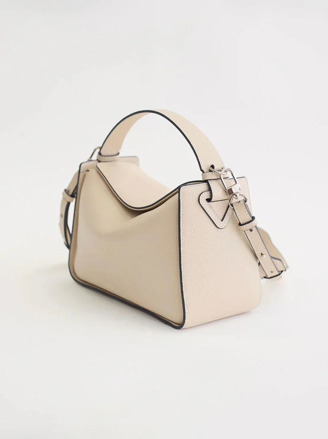 Solene™ Mare Bag – Softly Structured, Effortlessly Refined