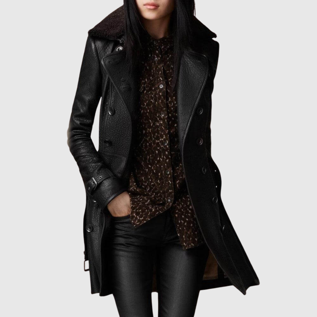 Elegant 3/4 leather coat