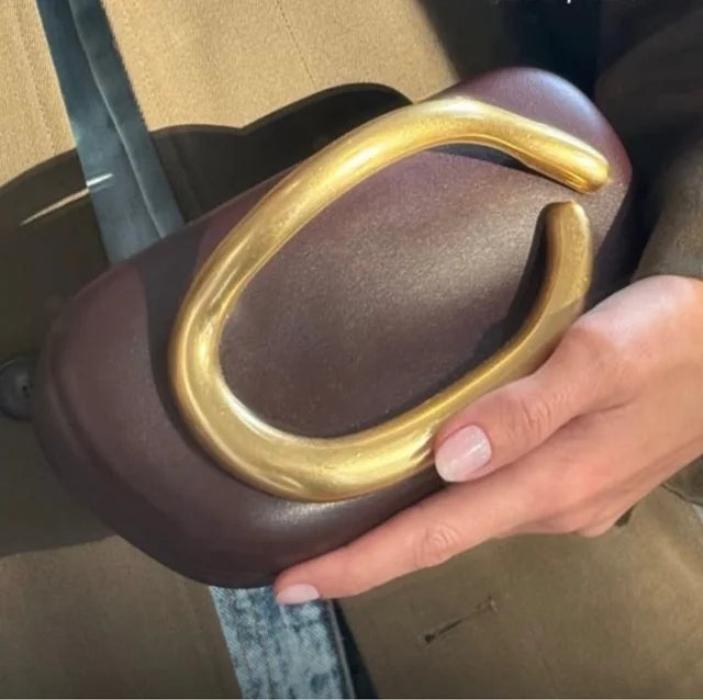 Nara™ Box Clutch – Timeless Elegance with Modern Glamour