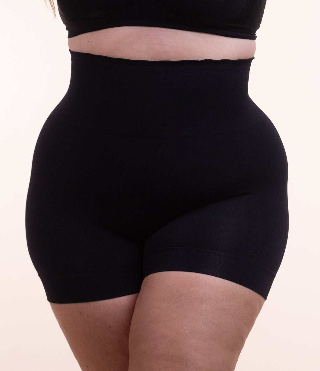 Mid Shaper – Short Fajero de Cintura Media con Silicón